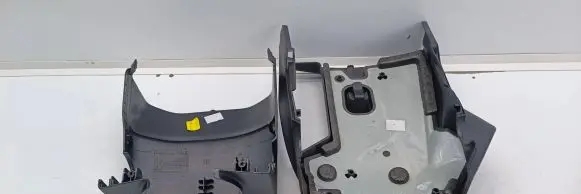 Steering wheel column trim