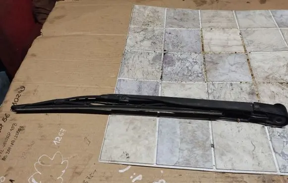 Citroen Berlingo Rear wiper blade arm