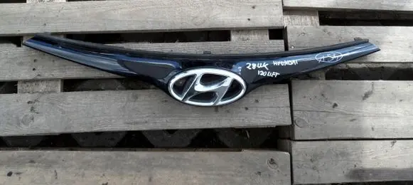 Hyundai i20 (PB PBT) Front bumper upper radiator grill 1J500