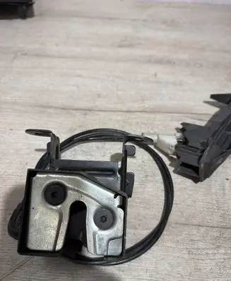 Volvo S80 Seat back rest lock catch 9188721