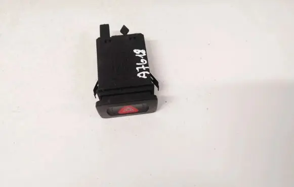 Volkswagen Golf IV Hazard light switch 1j0953235a 1j0953235b