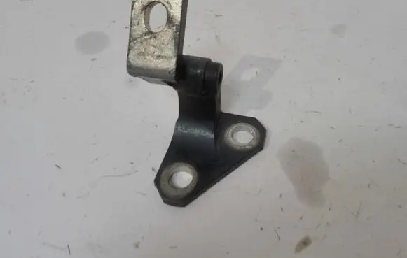 Volkswagen Phaeton Front door upper hinge