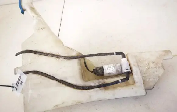 Mini One - Cooper R50 - 53 Windscreen/windshield washer pump 837742903 8377429-03