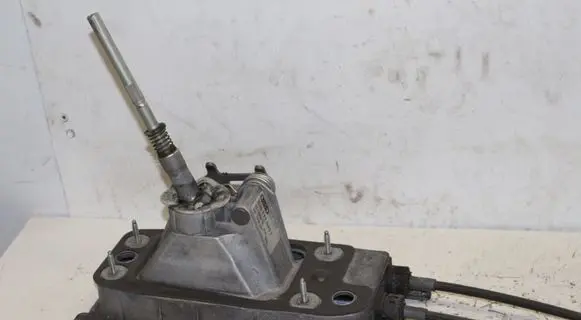 Audi TT TTS Mk2 Gear shifter/selector 8J0711049F