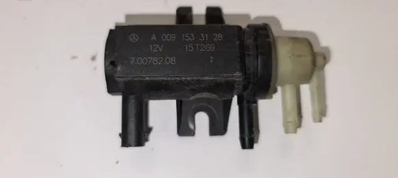 Mercedes-Benz C W205 Turbo solenoid valve A0091533128