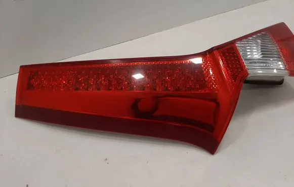 Volvo V70 Tailgate rear/tail lights 30678545 30678547