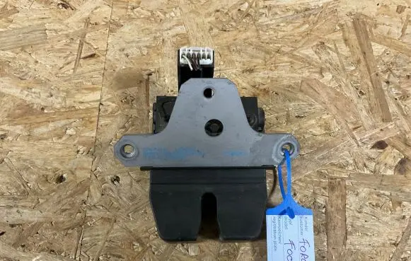 Ford Focus Tailgate/trunk/boot lock/catch/latch R442A66A 232508 01041155001