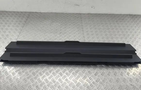 Volkswagen Touran III Other trunk/boot trim element 5TA864514