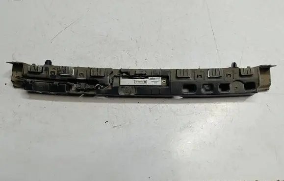 Renault Captur Rear bumper mounting bracket 850427020RU4 850427020R