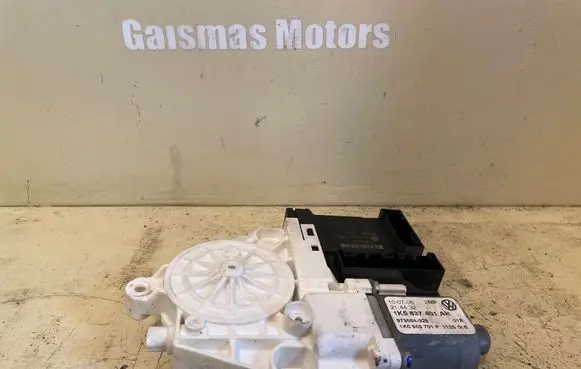 Volkswagen PASSAT B6 Front door window regulator motor 1K5837401AH