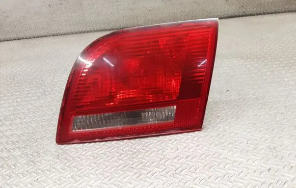 Audi A3 S3 8P Tailgate rear/tail lights 8P4945094