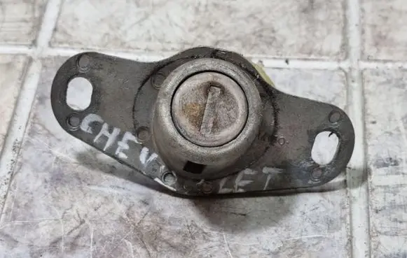 Chevrolet Matiz Tailgate exterior lock 