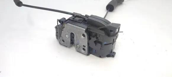 Renault Megane III Front door lock