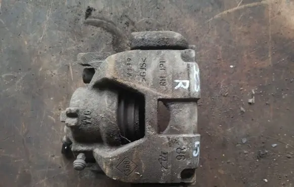 Renault Scenic III - Grand scenic III Front brake caliper