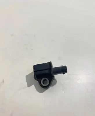 Volkswagen Touran III Airbag deployment crash/impact sensor 5Q0959651B