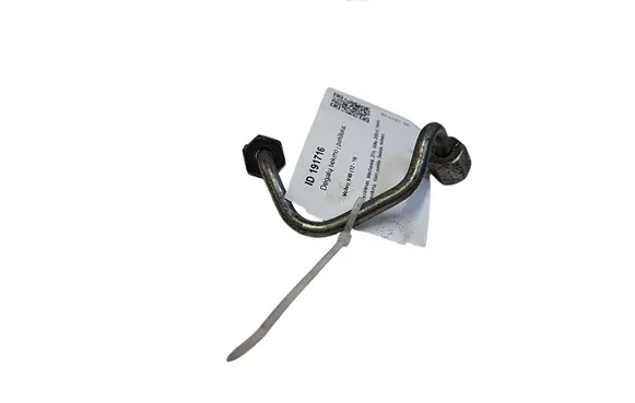 Volvo V40 Fuel injector supply line/pipe 