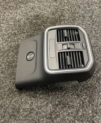 Porsche Macan (95B) Rear air vent grill 95B907049K