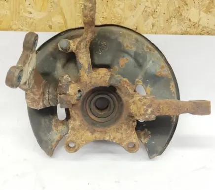 Mercedes-Benz E W124 Front wheel hub spindle knuckle 1243300820 A1243300820 4MATIC