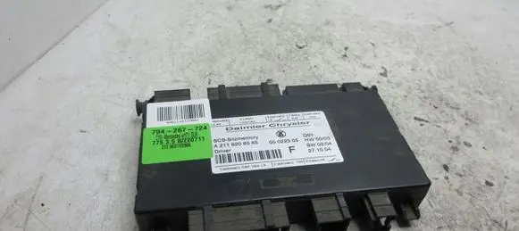 Mercedes-Benz SLK R171 Seat control module A2118208585
