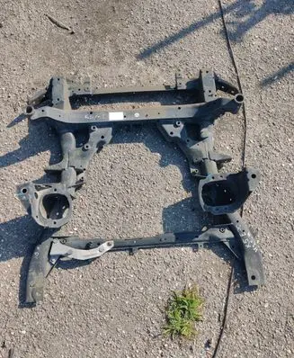 BMW X5 E70 Front axle beam 6779357