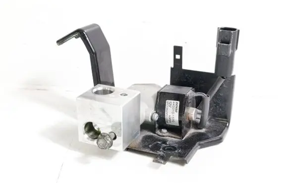 Mazda MX-30 Air conditioning (A/C) expansion valve 4433101570
