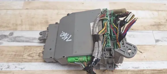 Honda Accord Fuse module A000011
