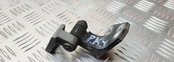 Volkswagen PASSAT B6 Front door upper hinge