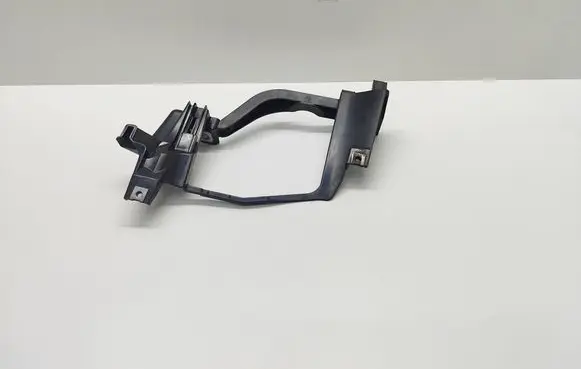BMW 5 E60 E61 Headlight/headlamp mounting bracket 158737 15873700