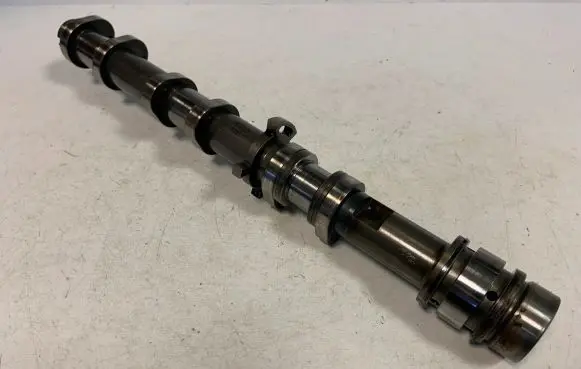 Audi Q7 4M Camshaft 06E109102BT