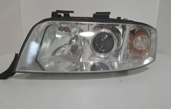 Audi A6 S6 C5 4B Headlight/headlamp 15592300