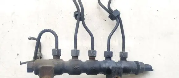 Fuel main line pipe