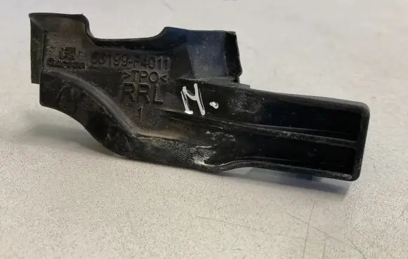 Toyota C-HR I Other rear door trim element 68199F4011