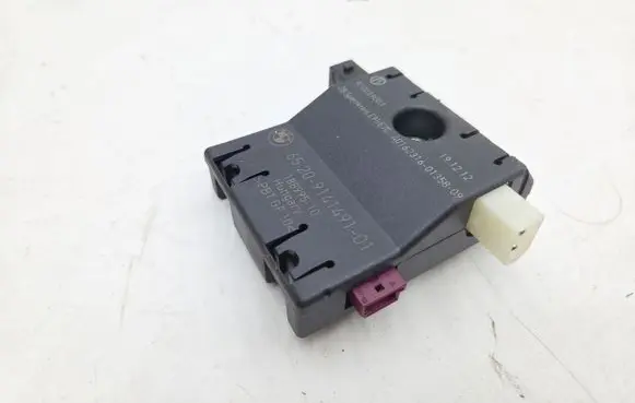 BMW X5 E70 Aerial antenna amplifier 9141491 920039003