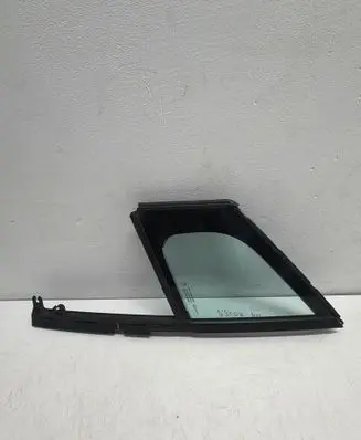 Peugeot 3008 I Front door vent window glass four-door 9683176380