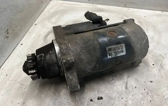 Nissan Primera Starter motor 22300AU601