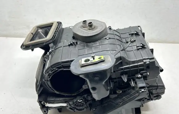 Nissan Note (E12) Interior heater climate box assembly 272103VU3A 272103VU E121080511