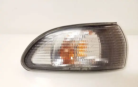 Mitsubishi Galant Front indicator light 21037833