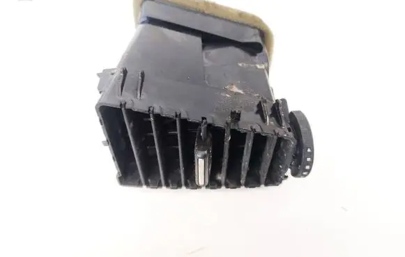 Seat Leon (5F) Dash center air vent grill 5F2820951