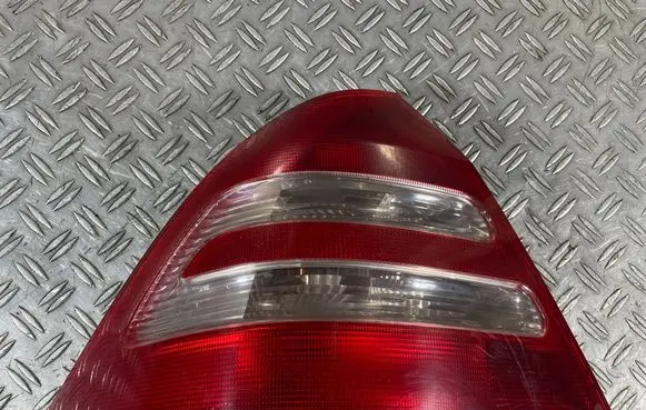 Mercedes-Benz C W203 Rear/tail lights 3312 7803M 906090