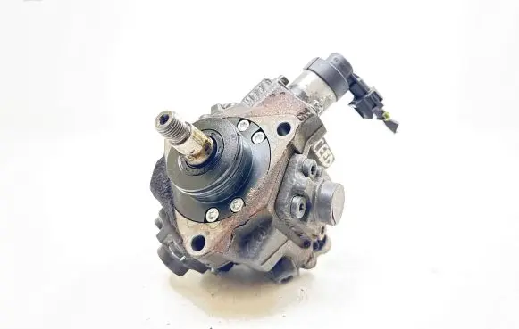 KIA Ceed Fuel injection high pressure pump 331002A420 9608808 0445010206