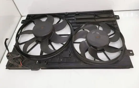 Volkswagen PASSAT B6 Fan set 1K0121207A