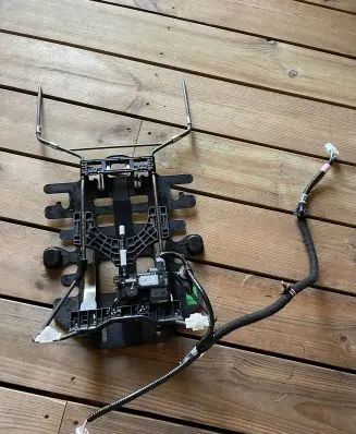 Toyota RAV 4 (XA50) Seat control module 7275033140F 8219A33160