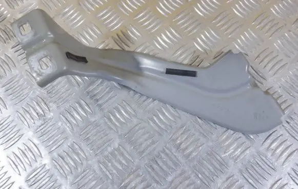 Audi Q3 F3 Fender mounting bracket 83A821150