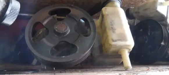 Mazda 6 Power steering pump
