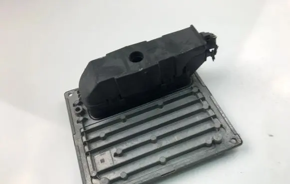 Ford C-MAX I Engine control unit/module ECU 4M5112A650HC S118934101C