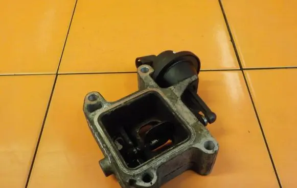 Volvo S60 EGR valve line/pipe/hose 11MB13