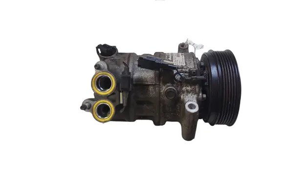 Volvo V40 Air conditioning (A/C) compressor (pump) 31469966