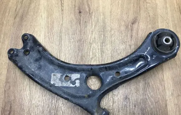 KIA Sportage Front lower control arm/wishbone 54501F1000