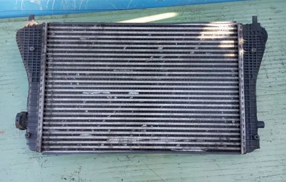 Volkswagen PASSAT B6 Intercooler radiator 3C0145805R N6882001