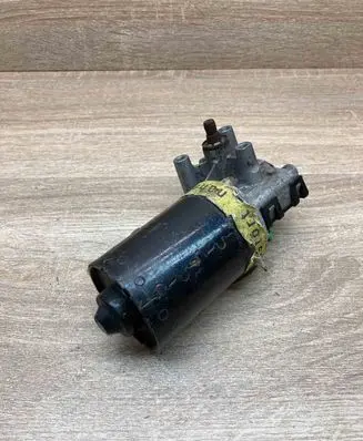 Audi A4 S4 B5 8D Wiper motor 8D1955113 0390241117